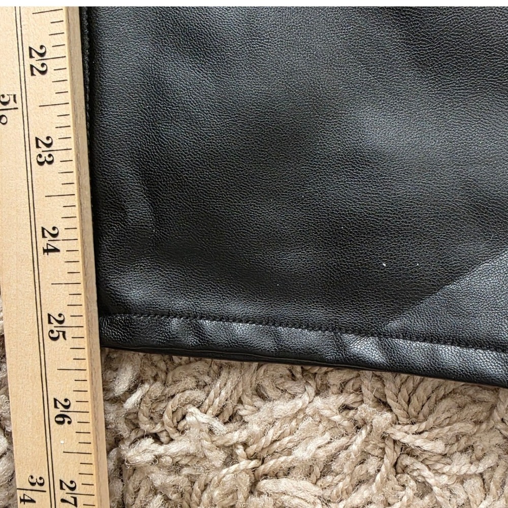 Abercrombie Fitch AF Pants Women 29/8 Black The Ankle Straight Leg Faux Leather - Picture 8 of 8